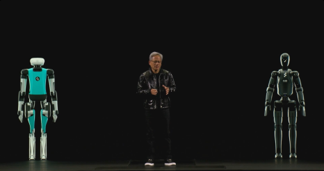 휴머노이드 로봇 사이에서 설명하는 CEO